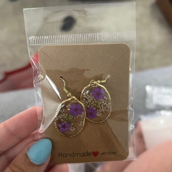 Handmade Jewelry - Handmade Gold Floral Resin Earrings with Purple Flowers